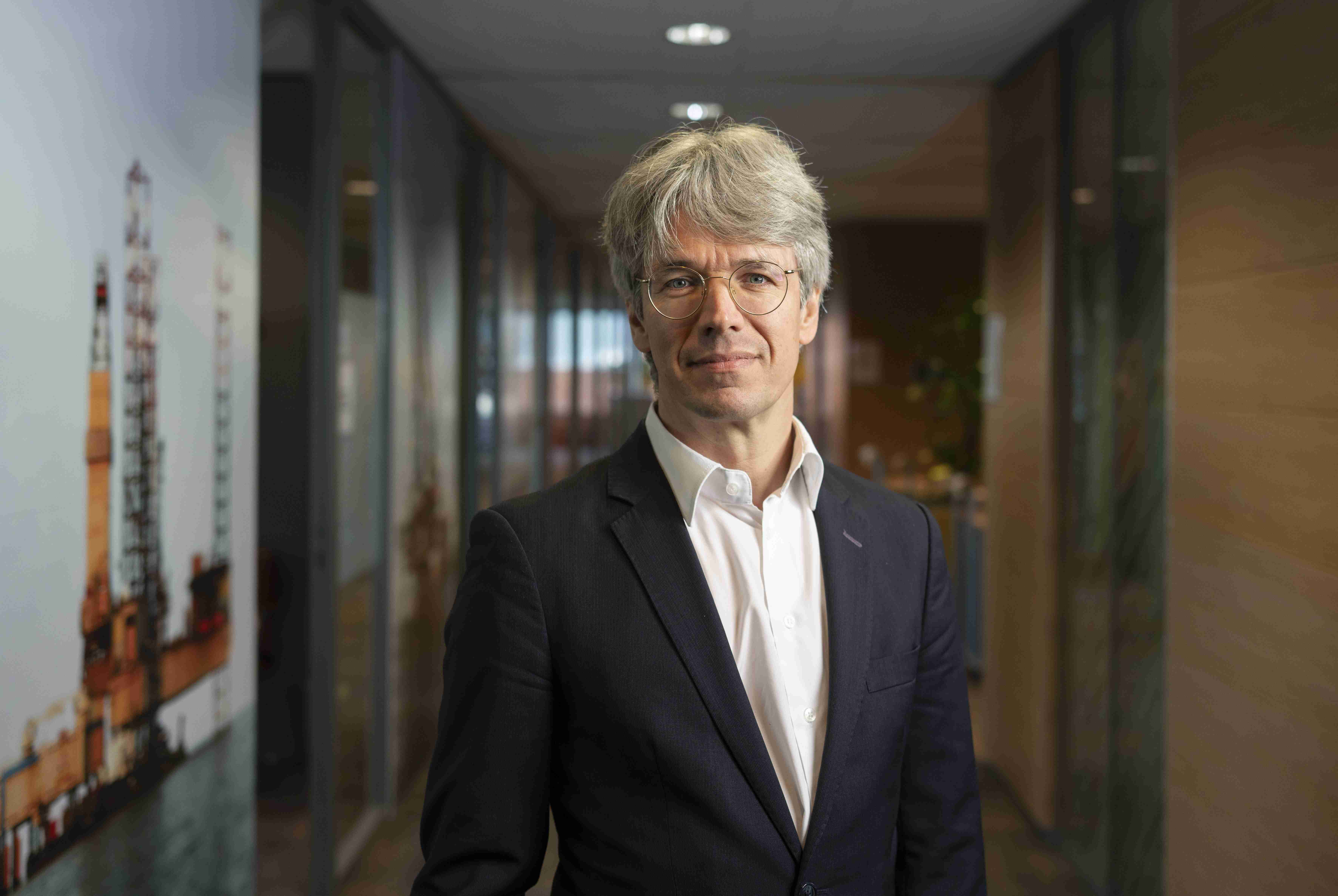 headshot of Theodor  Kockelkoren