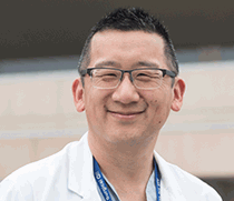 headshot of John Hwang